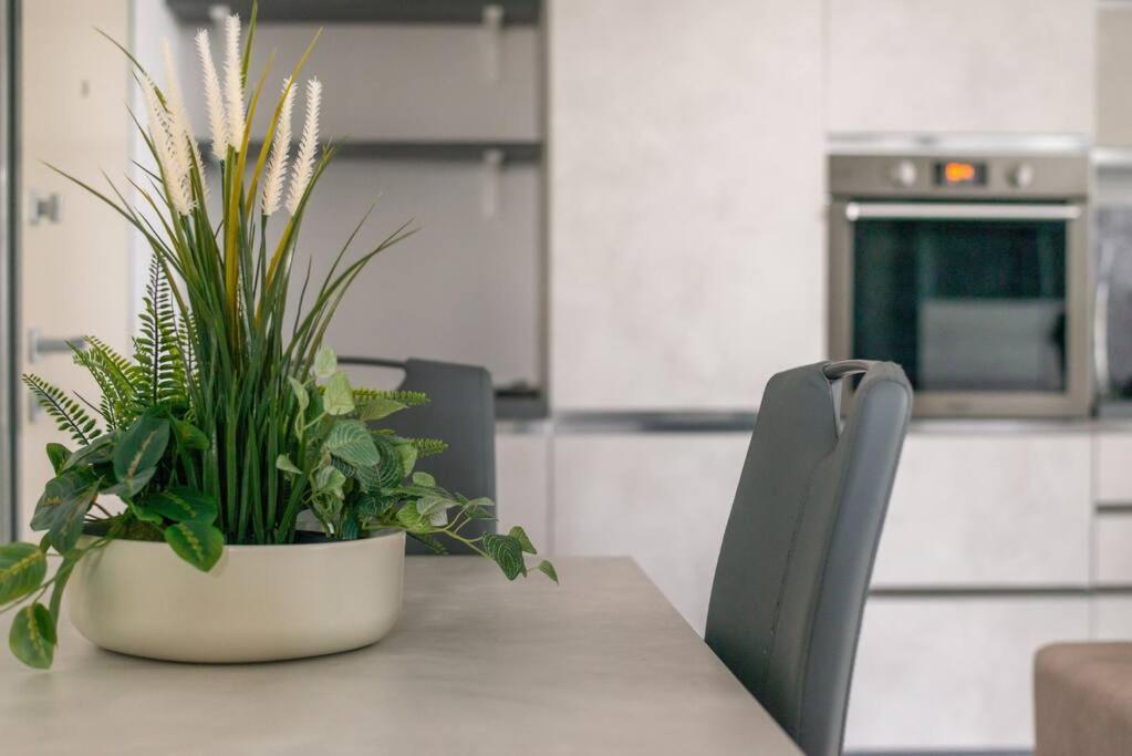 We Home - Uptown74 Bloom Apartment - Milano Εξωτερικό φωτογραφία
