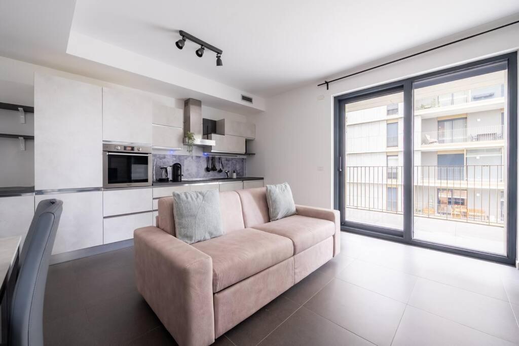 We Home - Uptown74 Bloom Apartment - Milano Εξωτερικό φωτογραφία
